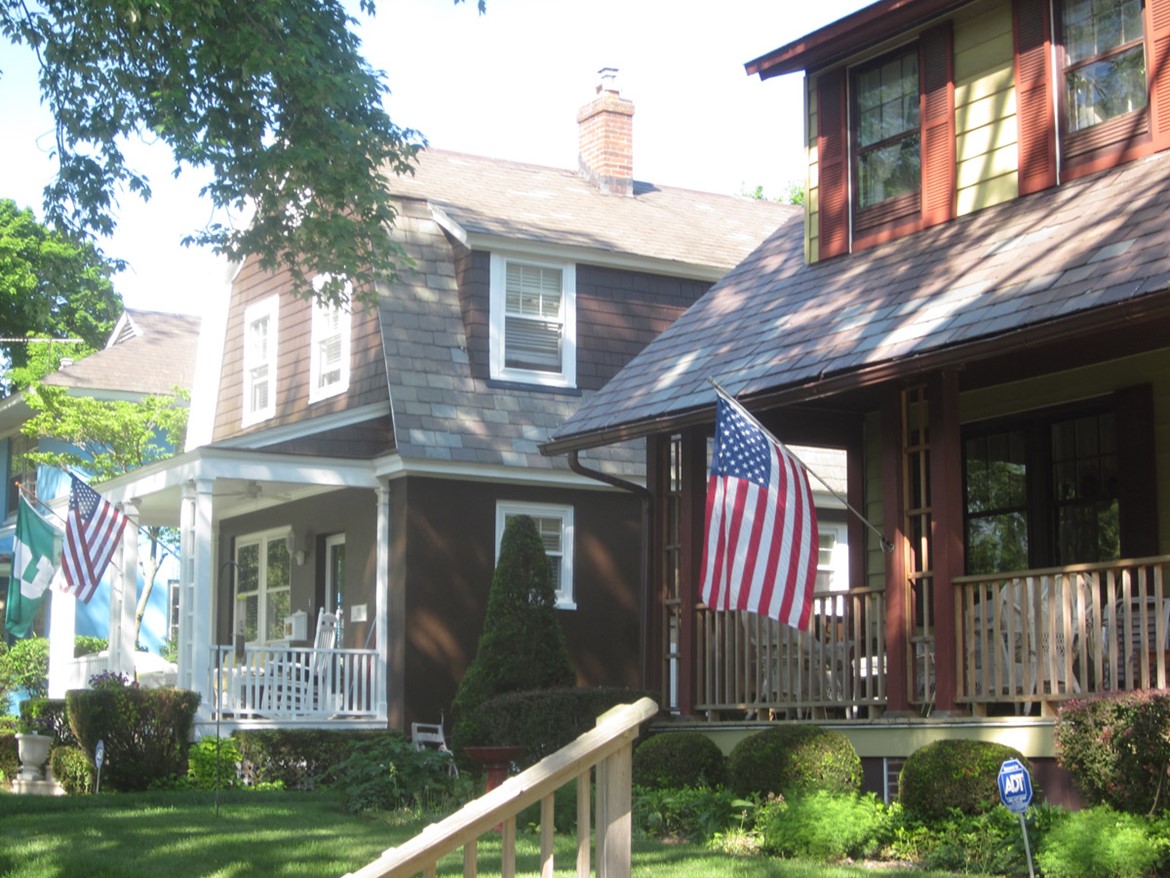 Pontiac-Historic-Housing.jpg