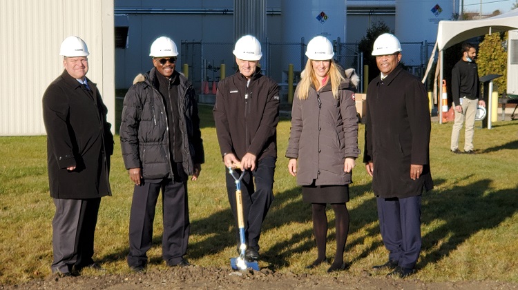 Magna_Groundbreaking.jpg
