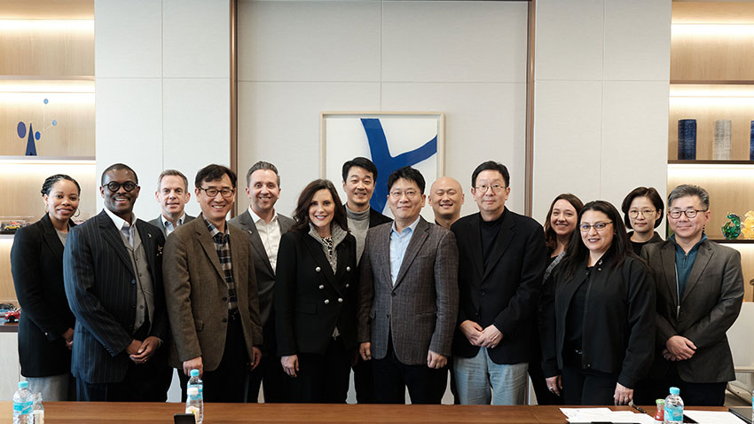 Gov. Gretchen Whitmer,&nbsp;MEDC&nbsp;CEO Quentin Messer, Jr., MEDC Chief Mobility Officer Justine Johnson and Team&nbsp;Michigan meet with representatives from LG&nbsp;Energy Solution,&nbsp;including&nbsp;CEO David Kim,&nbsp;in Seoul.&nbsp;&nbsp;