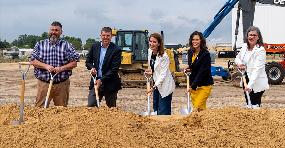 fairlife-groundbreaking_960x500.jpg